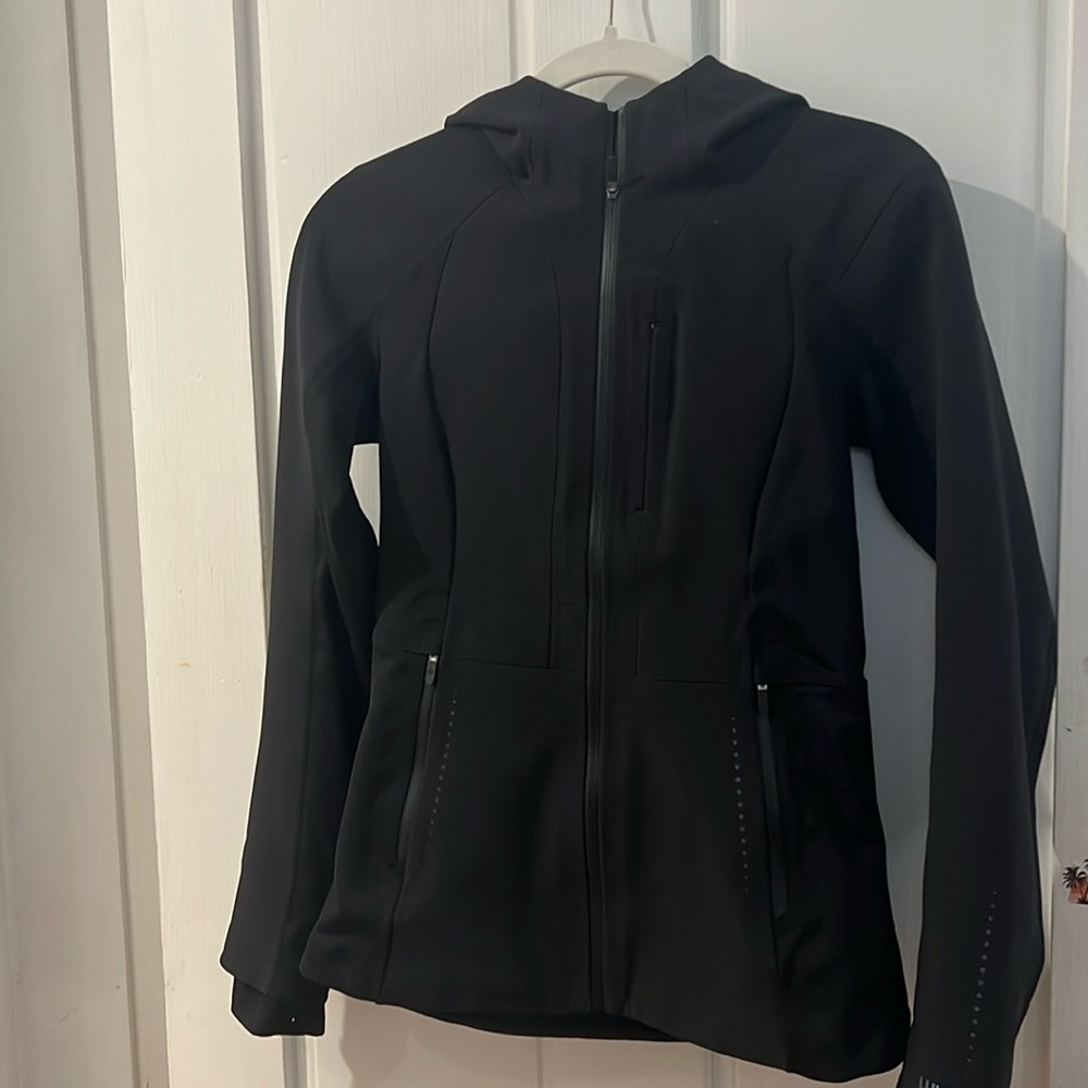 lululemon jacket